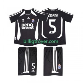 Billige Fotballdrakter Real Madrid ZIDANE 5 2006 2007 Barn Retro Bortedraktsett Kortermet